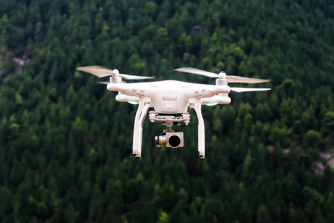 drone flying camera 1866742jpg